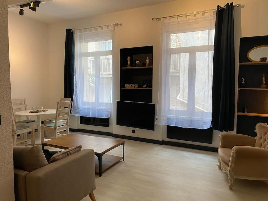 L'Augusteum Apartment Nimes Exterior photo