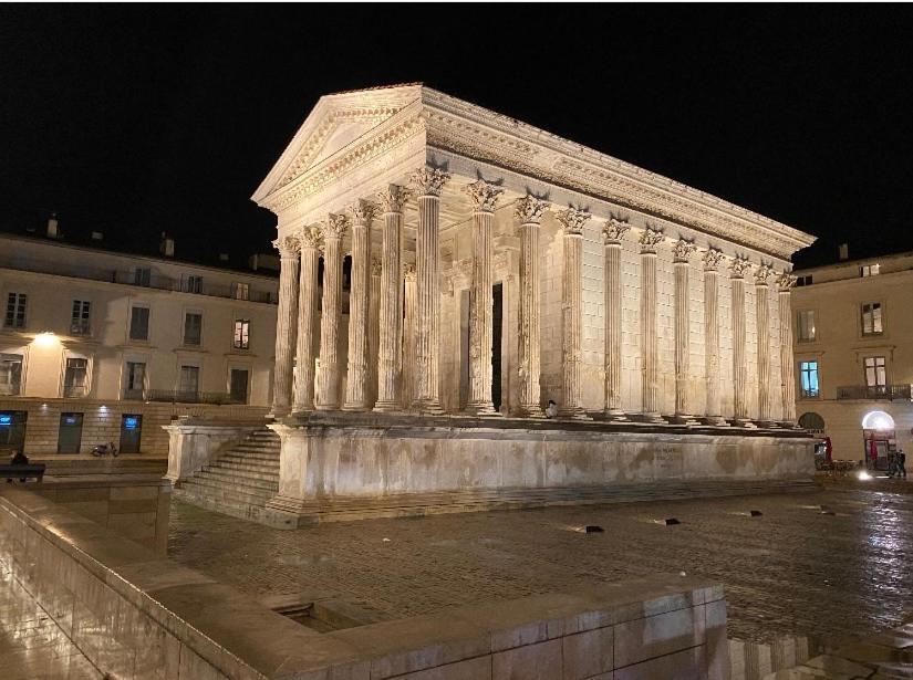 L'Augusteum Apartment Nimes Exterior photo